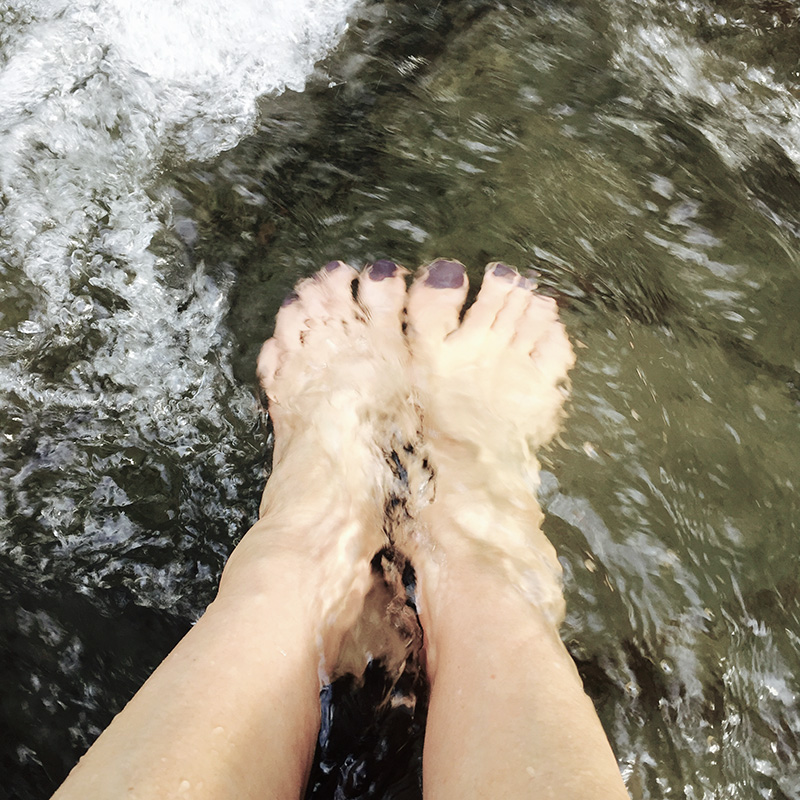 Healing your feet, plantar fasciitis, by Maureen Minnehan Jones