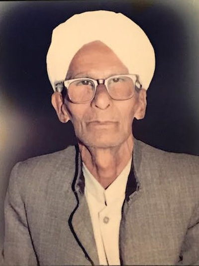 Papaji, Priya Soni's grandfather