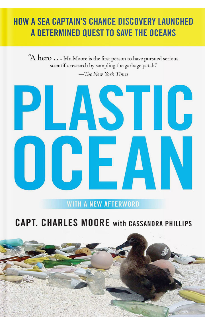 Book cover of Plastic Ocean by Capt. Charles Moore