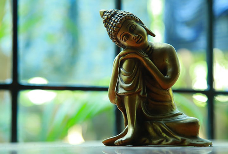 Enlightened Vulnerability: Your Key to Becoming Truly Whole by Acharya Shunya. Photograph of a buddha statue by Wilson U