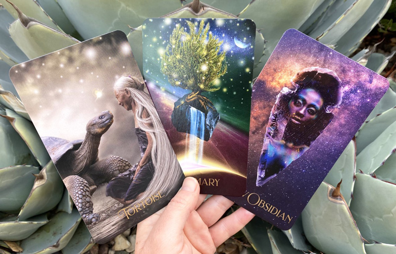 Oracle cards from Lara J. Day