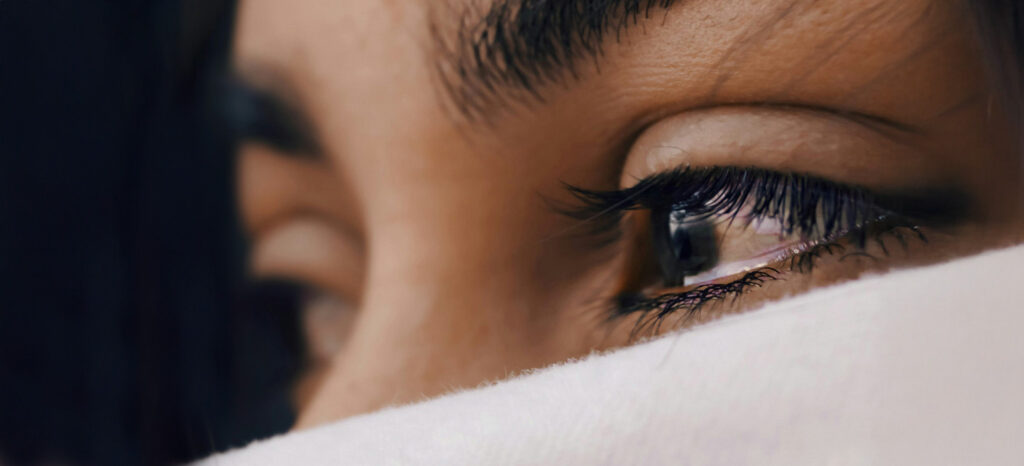 Learning to Leave: First Steps to Reclaim Yourself from a Toxic Relationship, by Babs Walters. Photograph of woman's eyes by Louis Galvez.